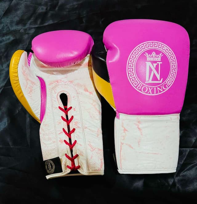 Pink Diamond Series Boxing Gloves